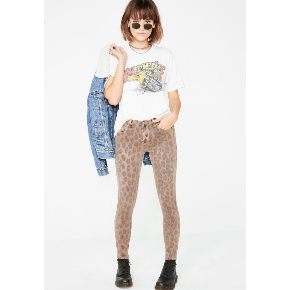 Blank NYC - Catwalk Reade Crop